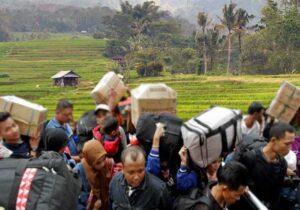 Penyebab dan Dampak Urbanisasi