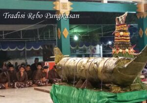 Tradisi Rebo Pungkasan